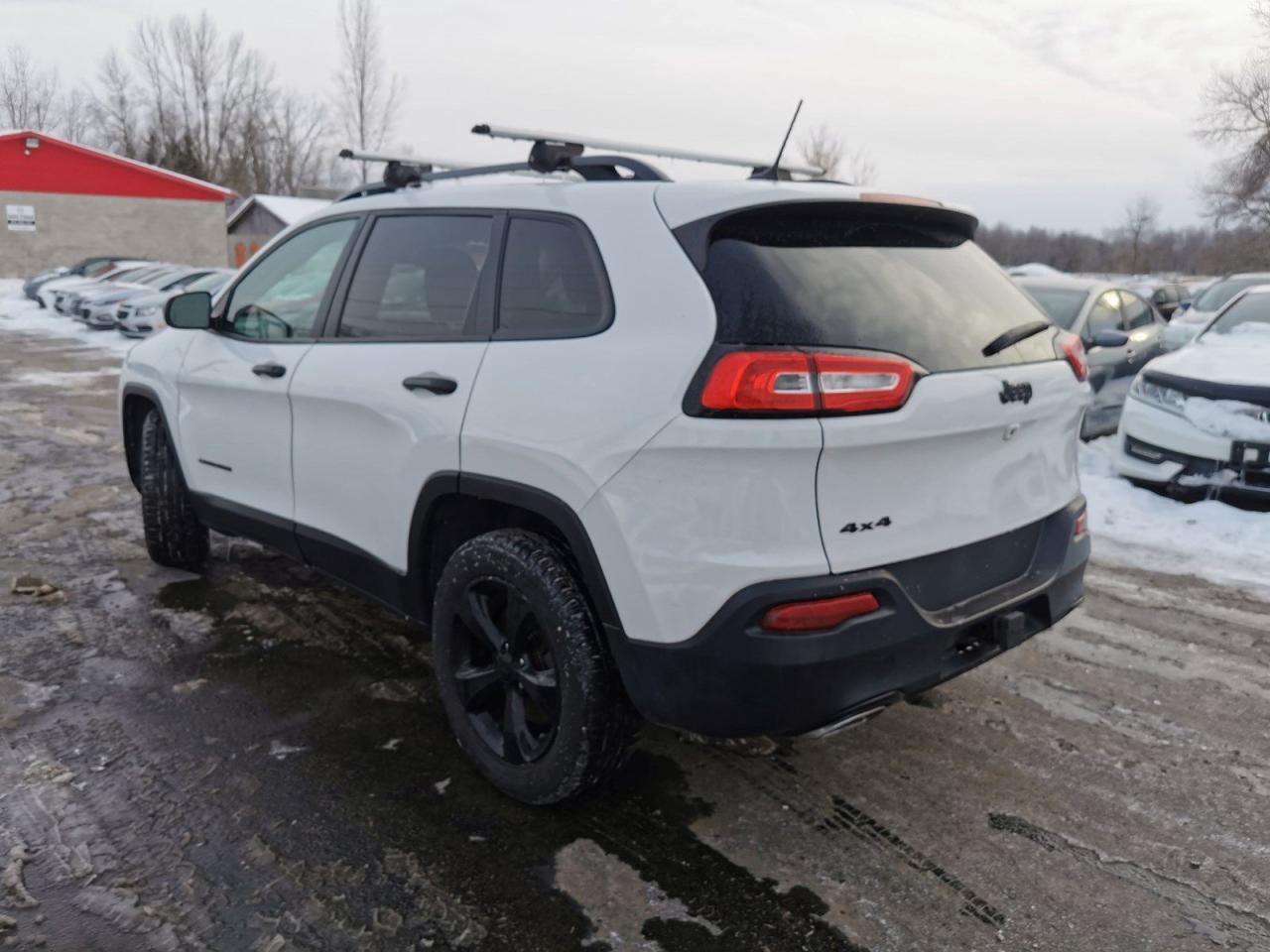 2018 Jeep Cherokee SPORT 4WD - Photo #3