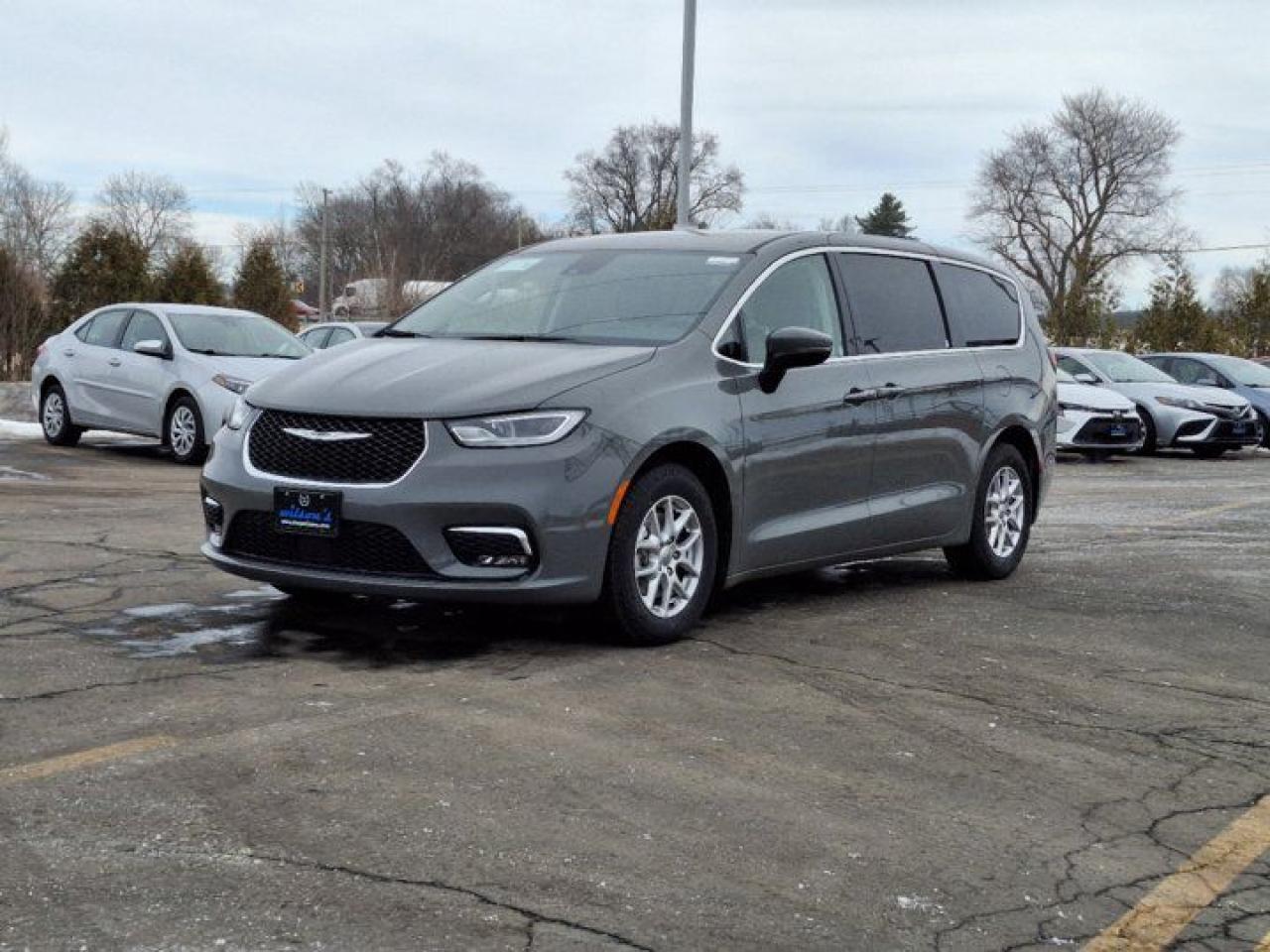 Used 2023 Chrysler Pacifica Touring L | Leather | Heated Seats + Steering | Power Sliding Doors | New Tires | New Brakes | for sale in Guelph, ON