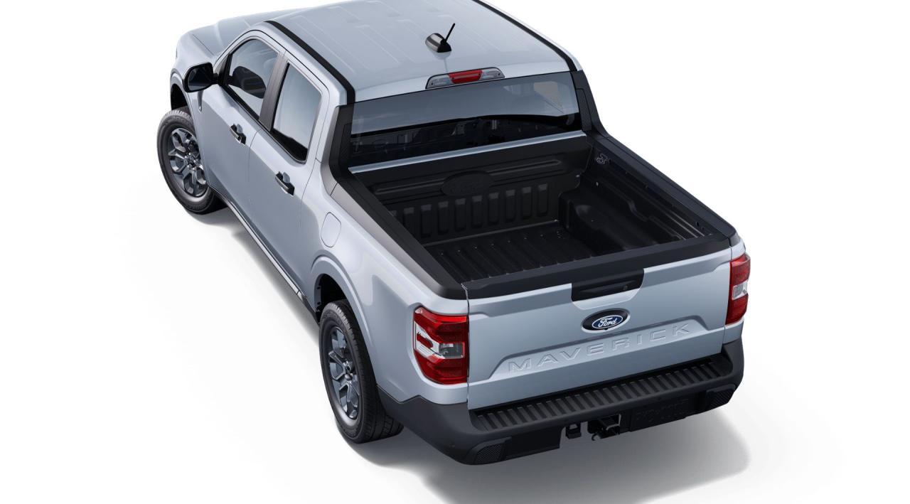 2025 Ford MAVERICK SUPERCREW XLT Photo1