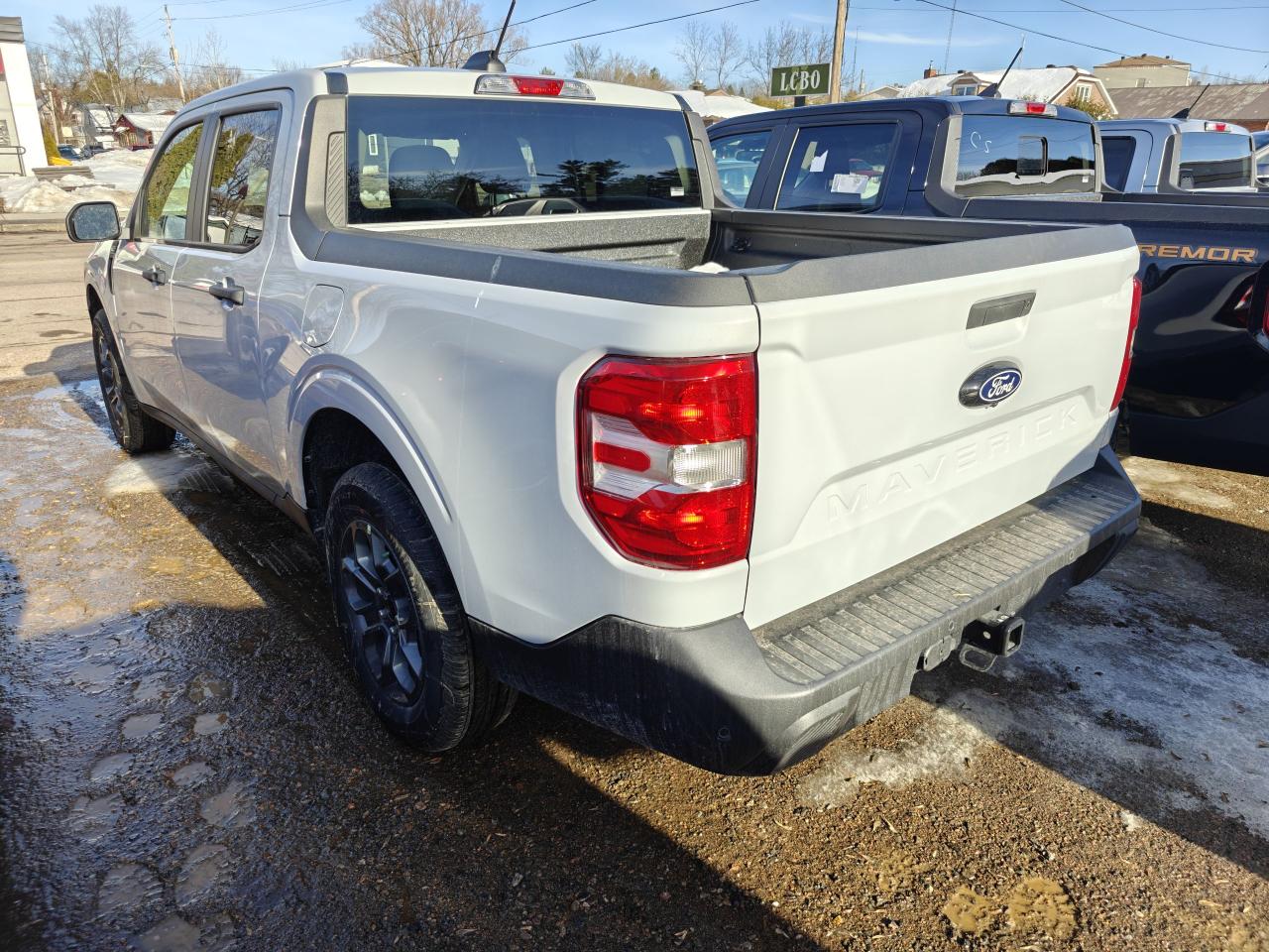 2025 Ford Maverick SUPERCREW XLT Photo