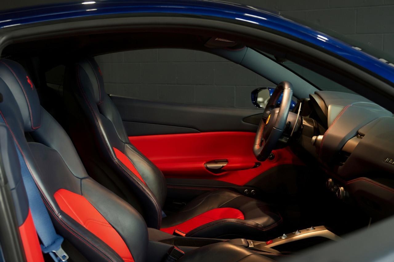 2016 Ferrari 488 GTB  Photo
