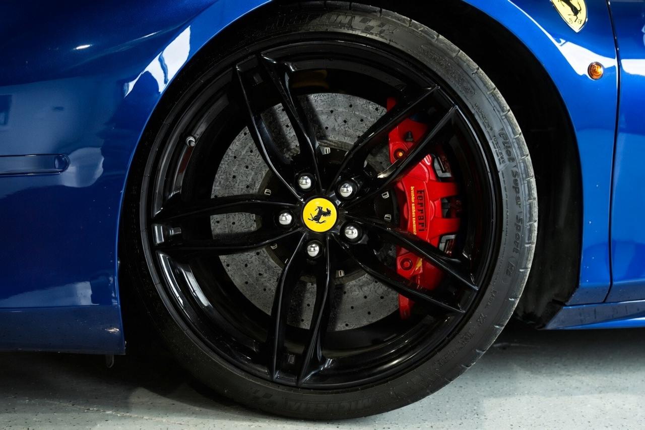 2016 Ferrari 488 GTB  Photo