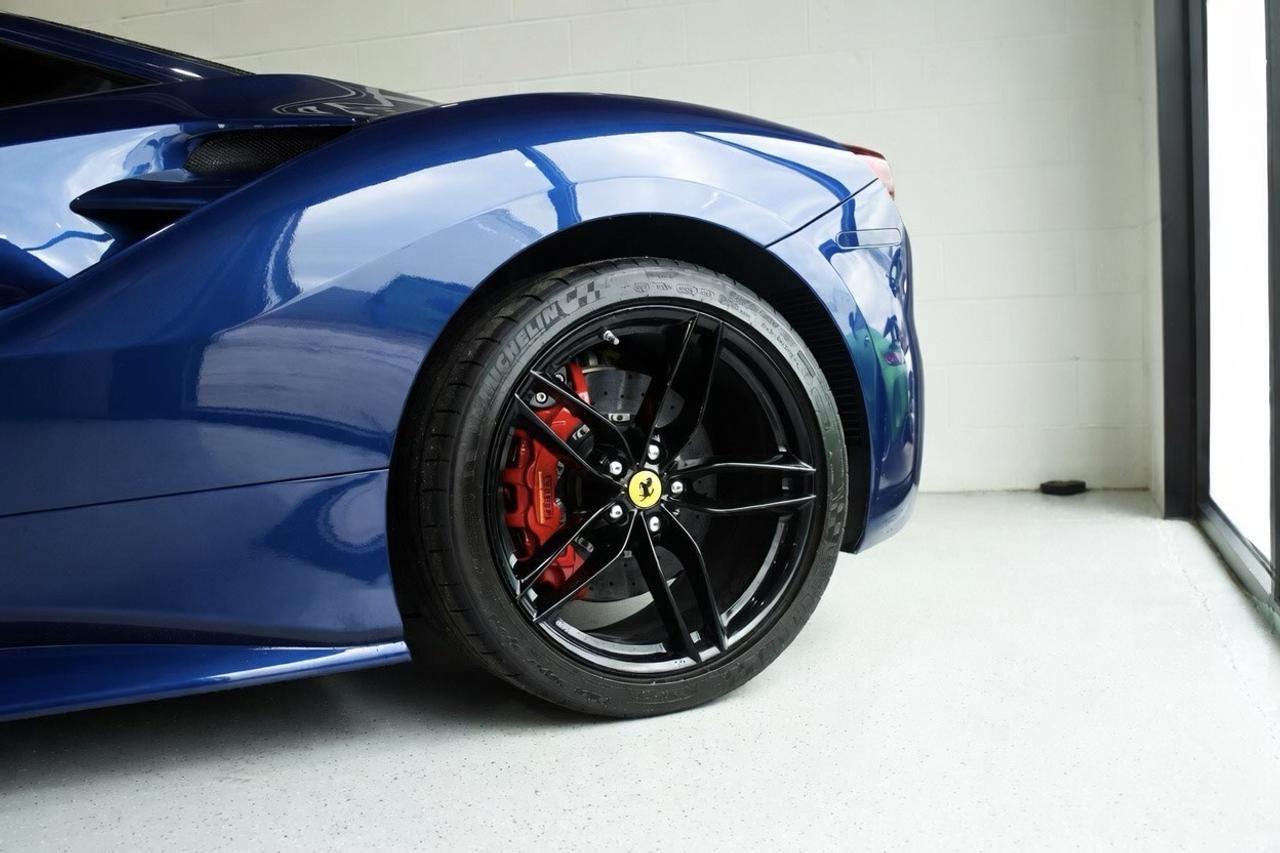 2016 Ferrari 488 GTB  Photo