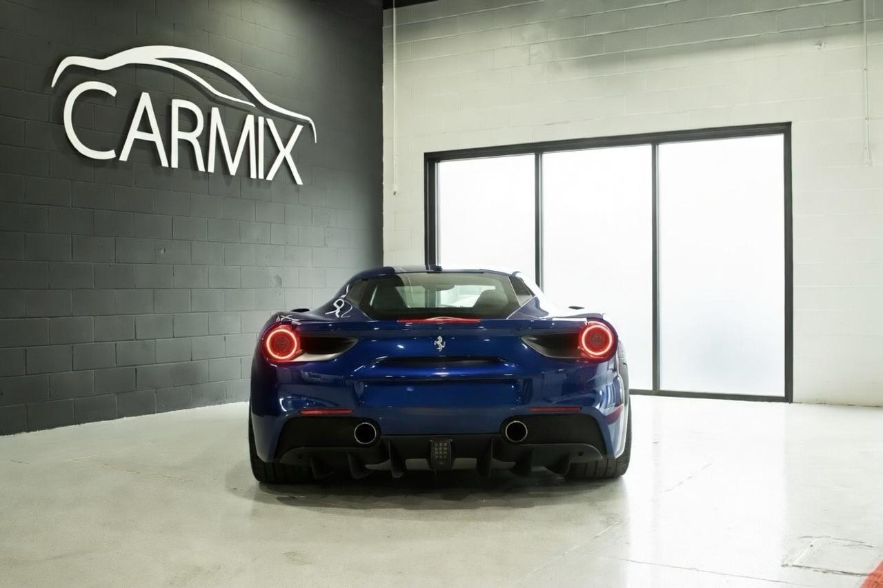 2016 Ferrari 488 GTB  Photo