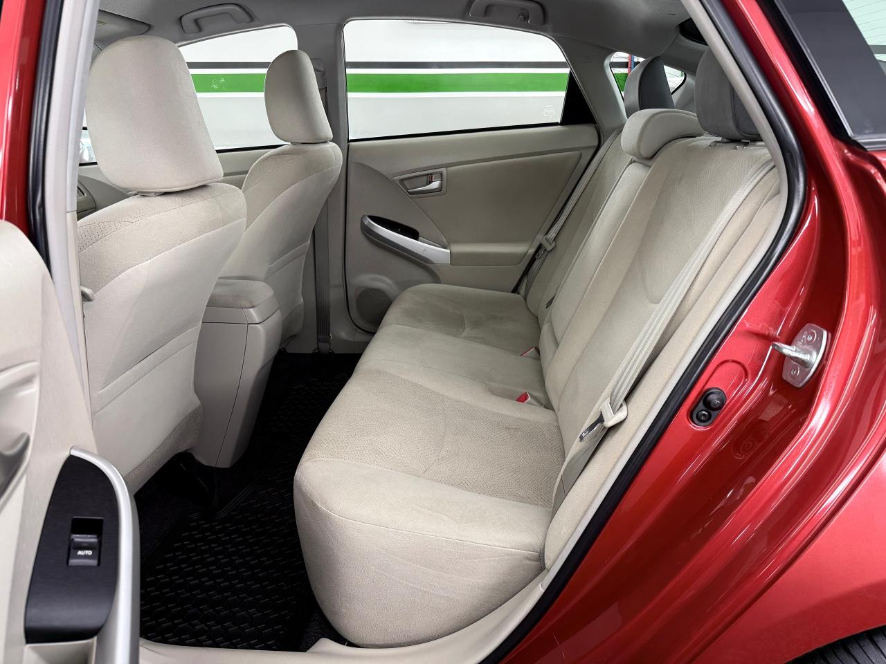 2015 Toyota Prius 5DR HB - Photo #9