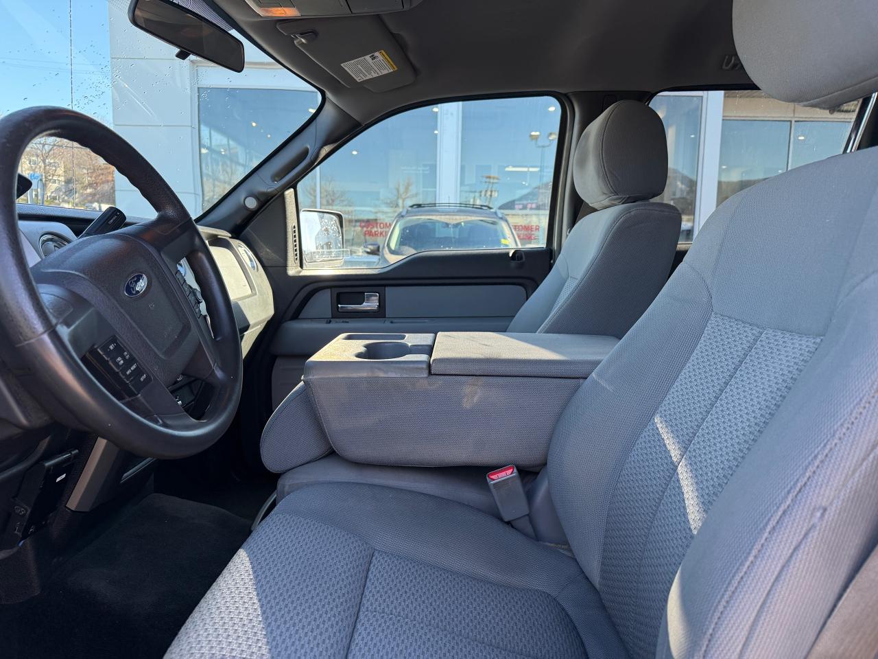 2013 Ford F-150 XLT Photo5
