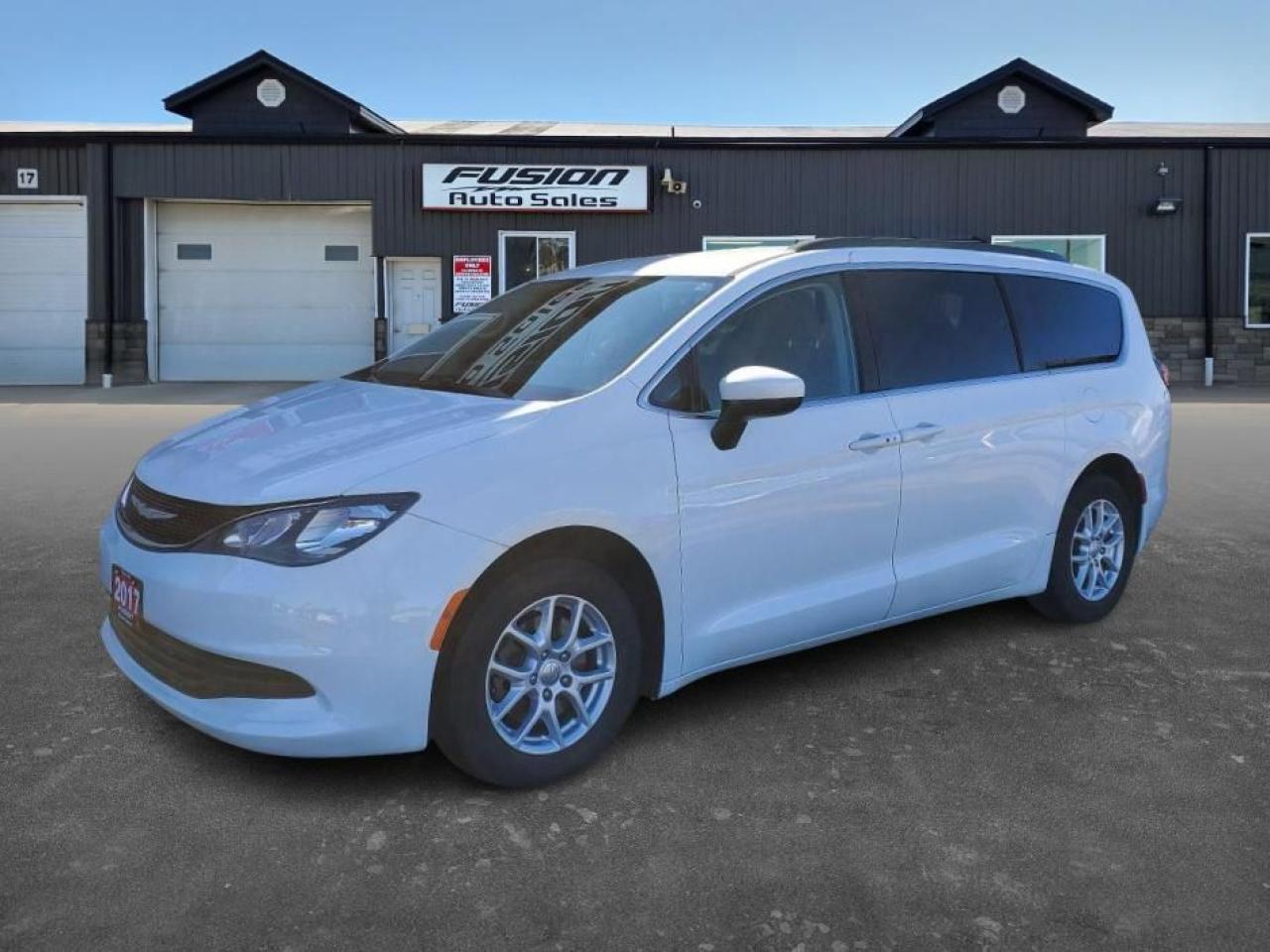 2017 Chrysler Pacifica LX-STO-N-GO-DUAL AIR/HEAT-REAR CAMERA-BLUETOOTH