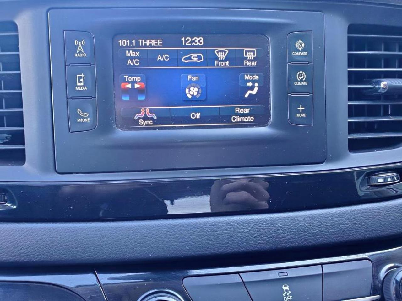 2017 Chrysler Pacifica LX-STO-N-GO-DUAL AIR/HEAT-BLUETOOTH - Photo #16
