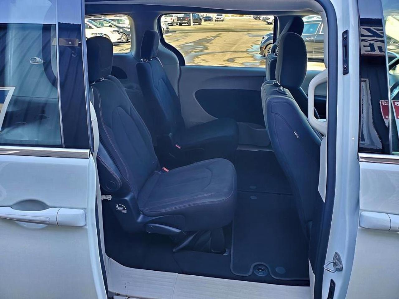 2017 Chrysler Pacifica LX-STO-N-GO-DUAL AIR/HEAT-BLUETOOTH - Photo #18