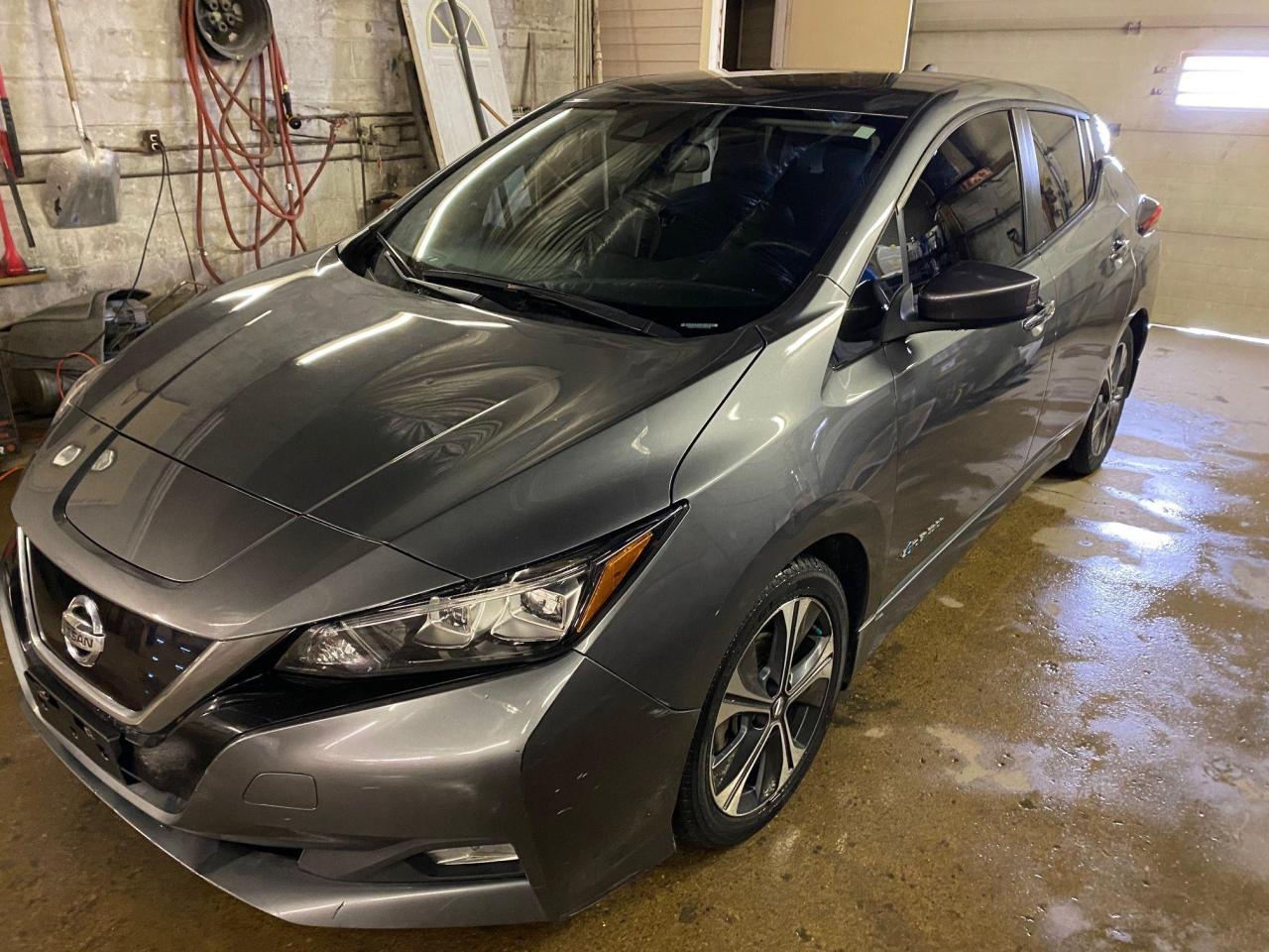 Used 2018 Nissan Leaf SV Hatchback for sale in London, ON