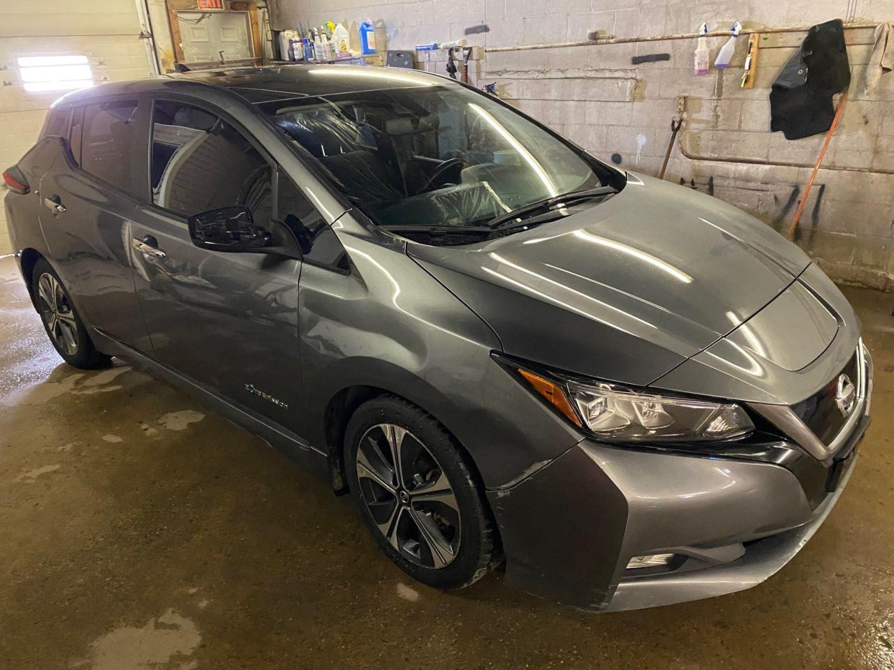 2018 Nissan Leaf SV Hatchback - Photo #6