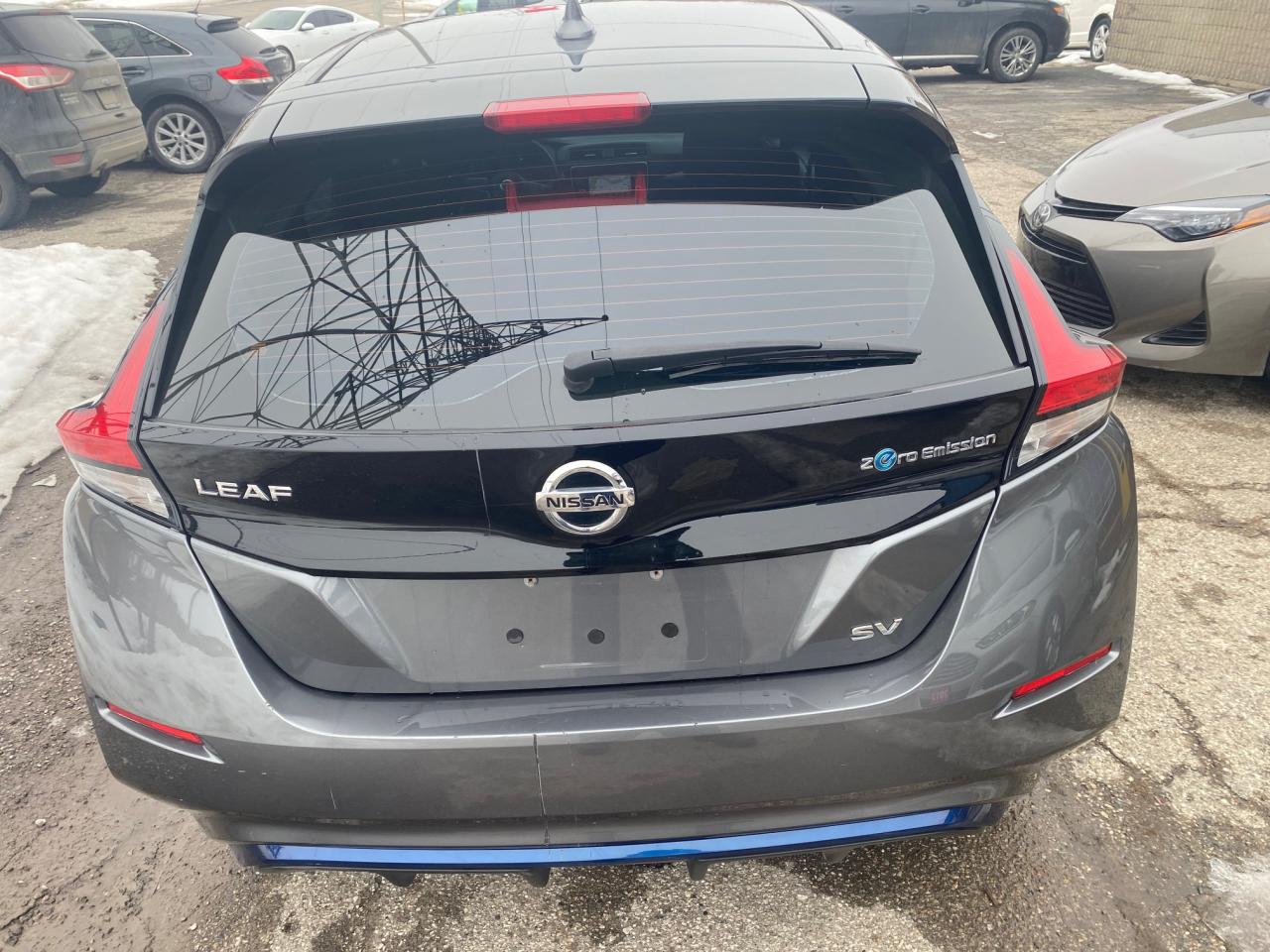 2018 Nissan Leaf SV Hatchback - Photo #27
