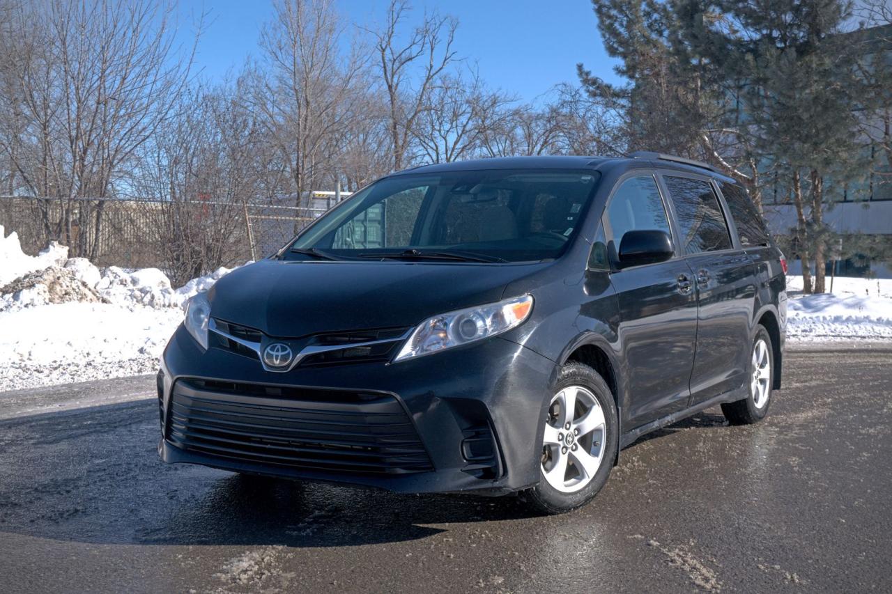 Used 2020 Toyota Sienna LE 8-Passenger for sale in Ottawa, ON