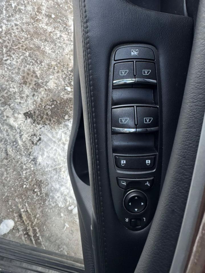 2014 Infiniti QX60 AWD 4dr - Photo #24