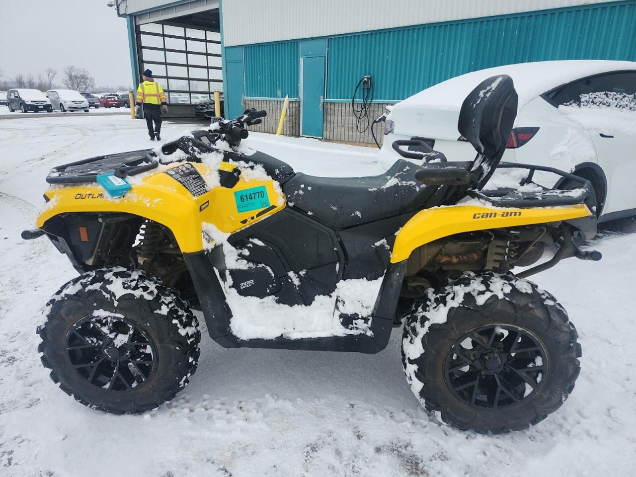 2024 Can-Am Outlander 700 Max XT No Freight or PDI Financing Available Trade-ins OK - Photo #5