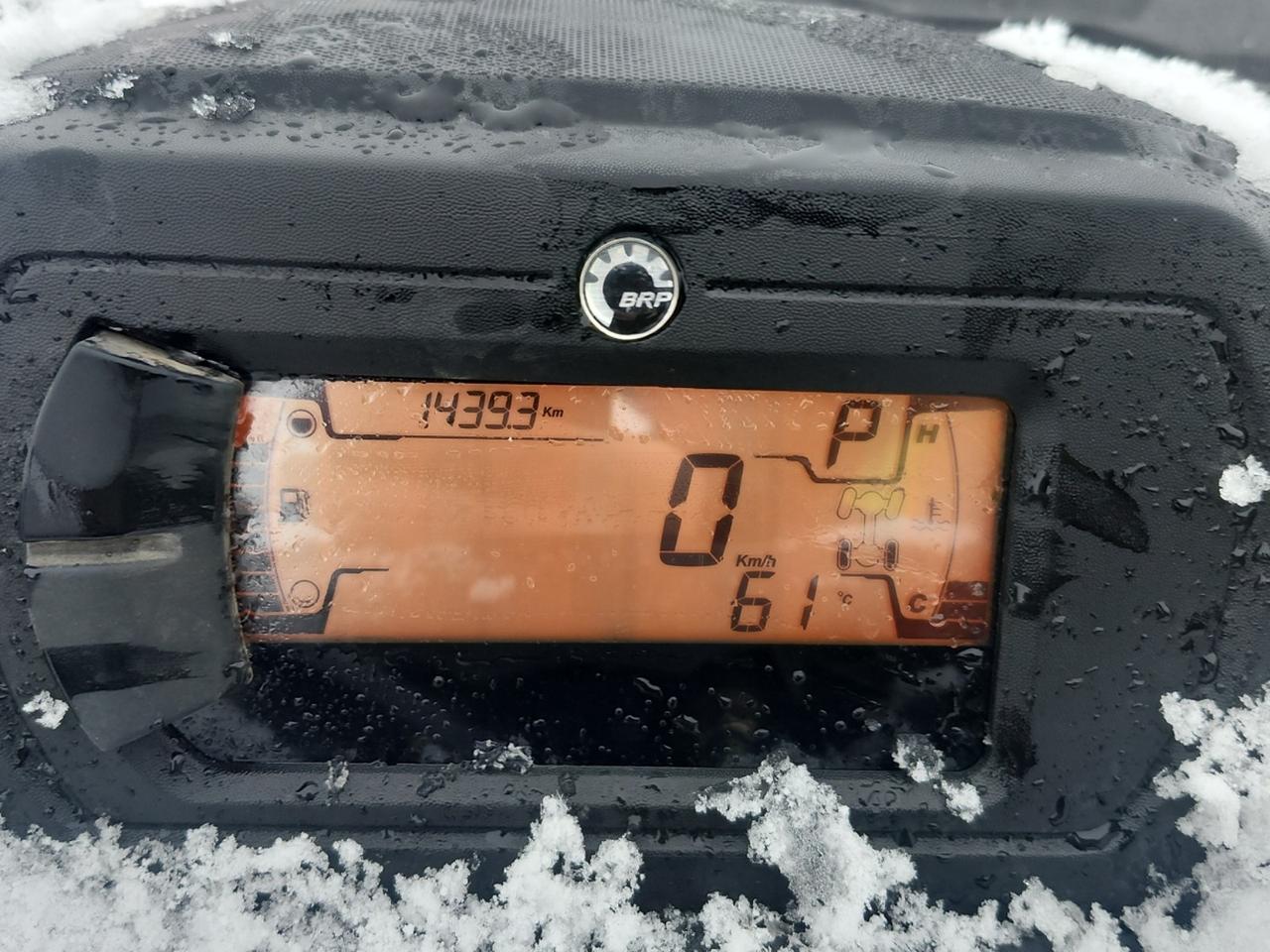 1744304639