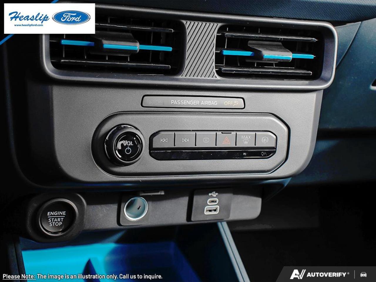 2025 Ford Maverick XLT Photo