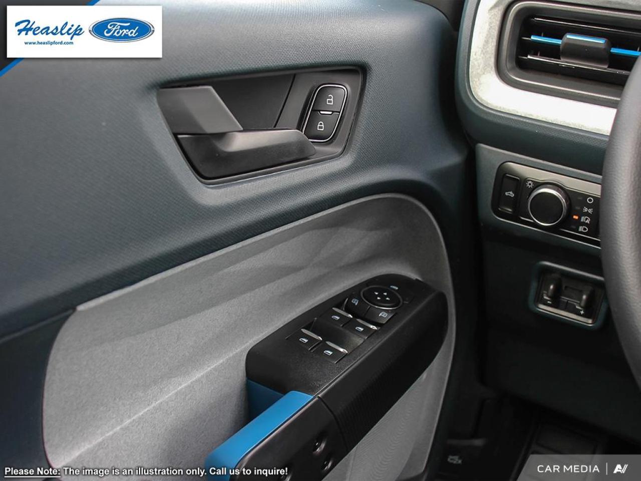 2025 Ford Maverick XLT Photo5