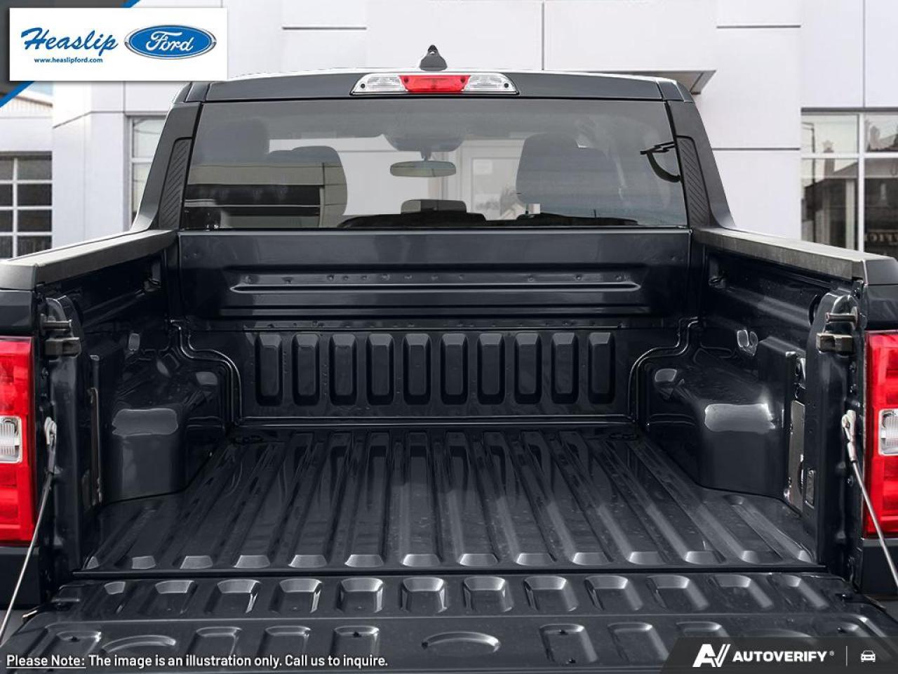 2025 Ford Maverick XLT Photo