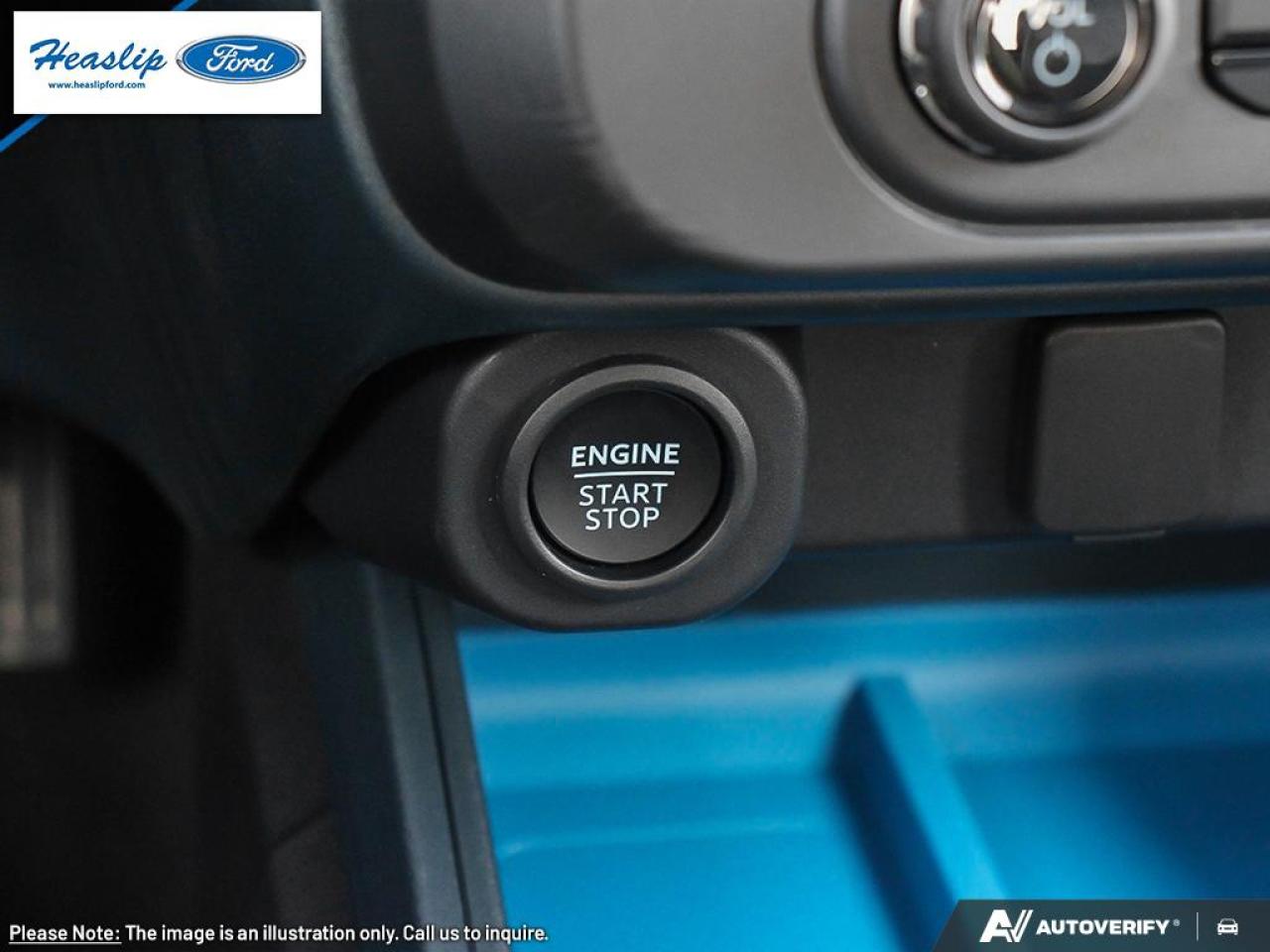 2025 Ford Maverick XLT Photo