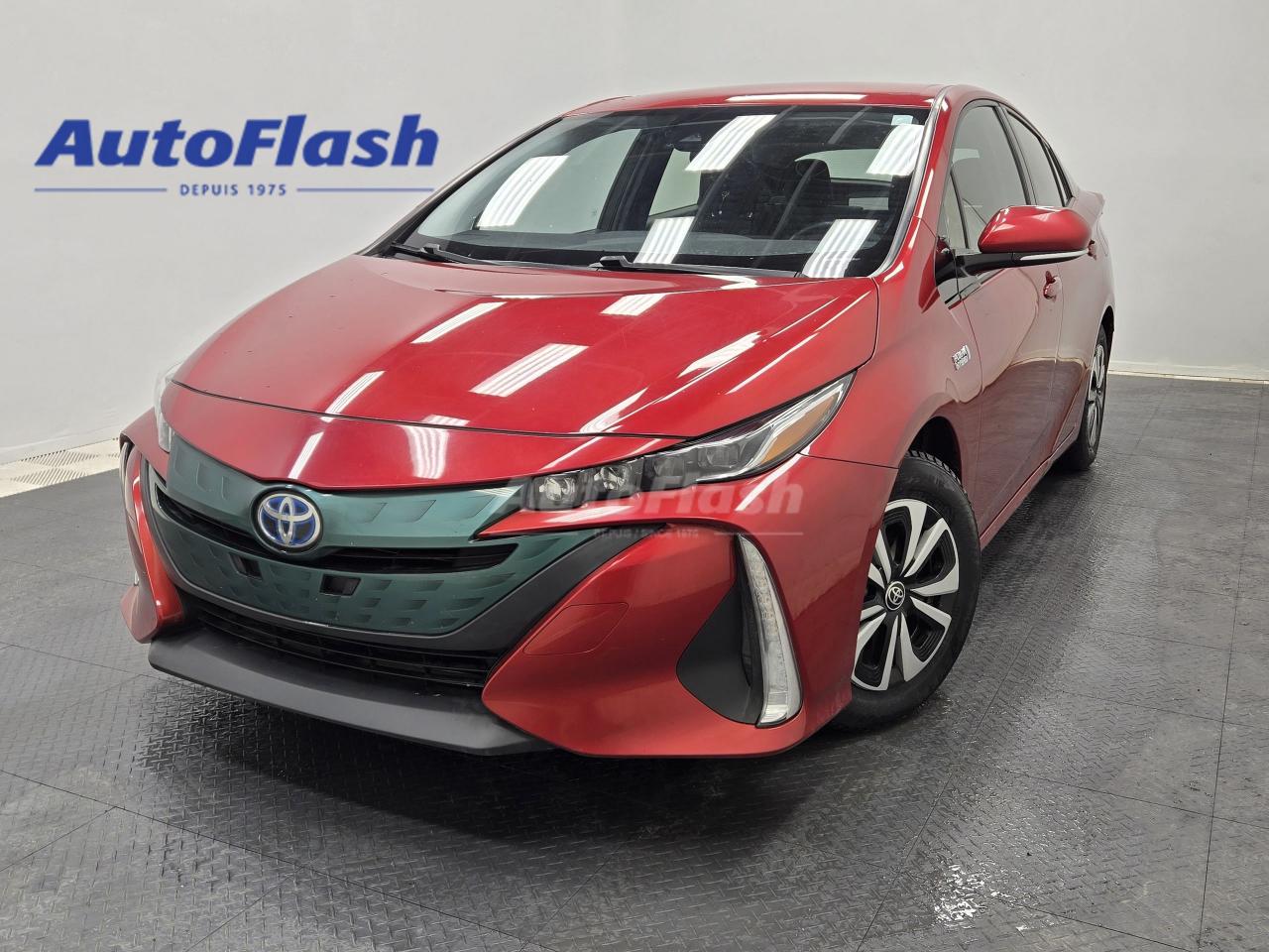 Used 2018 Toyota Prius Prime PRIME, VOLANT CHAUFFANT, NAV, CAMERA for sale in Saint-Hubert, QC