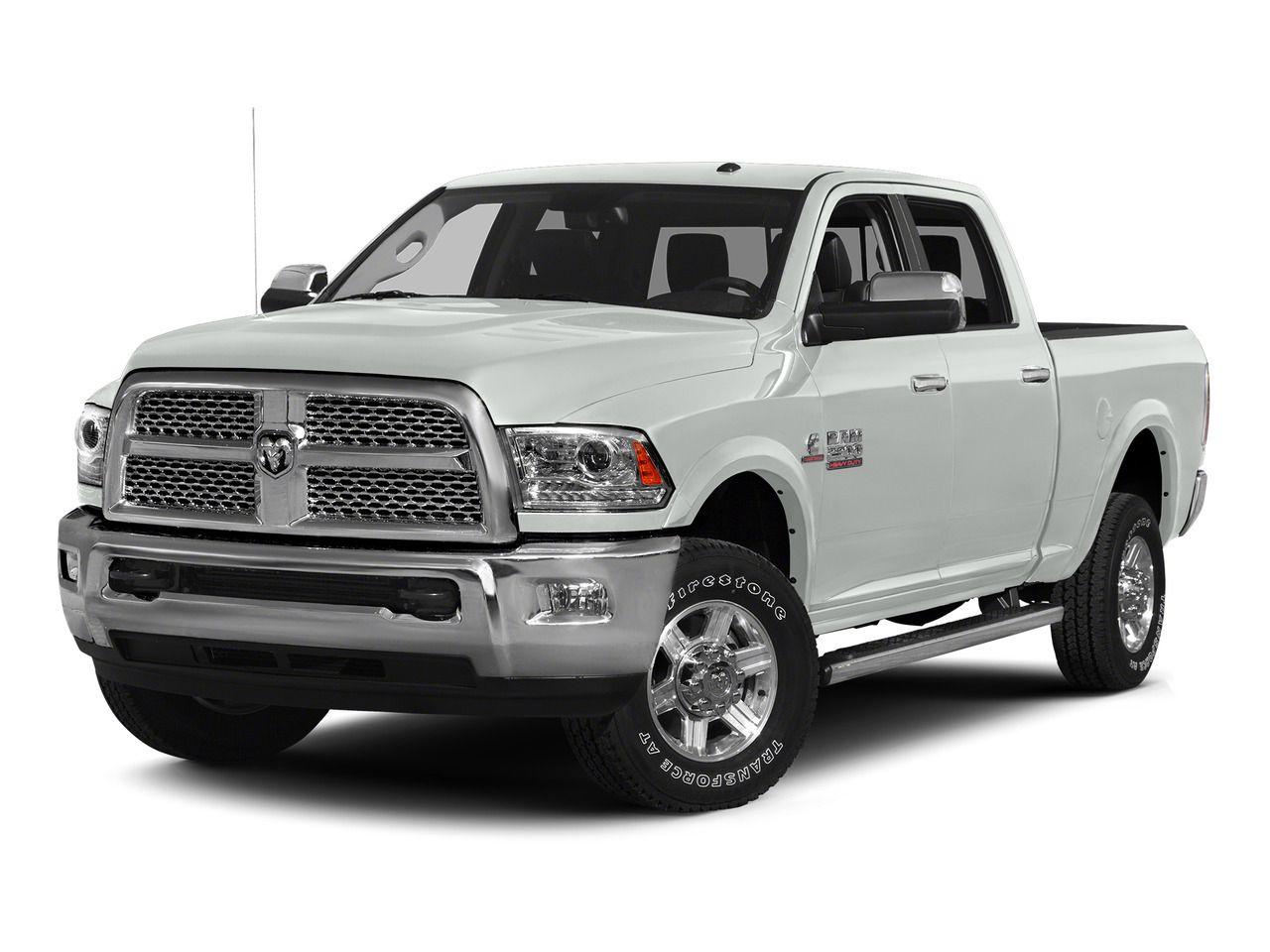 Used 2015 RAM 2500 SLT Crew Cab 4x4 for sale in Barrie, ON