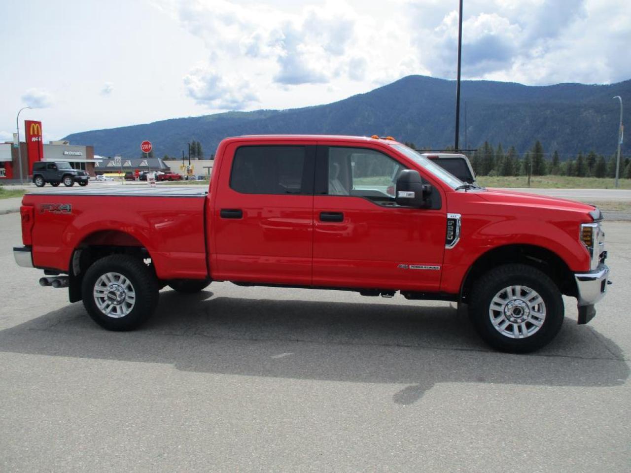 2019 Ford F-250 XLT DIESEL,ROOF,NAV Photo3