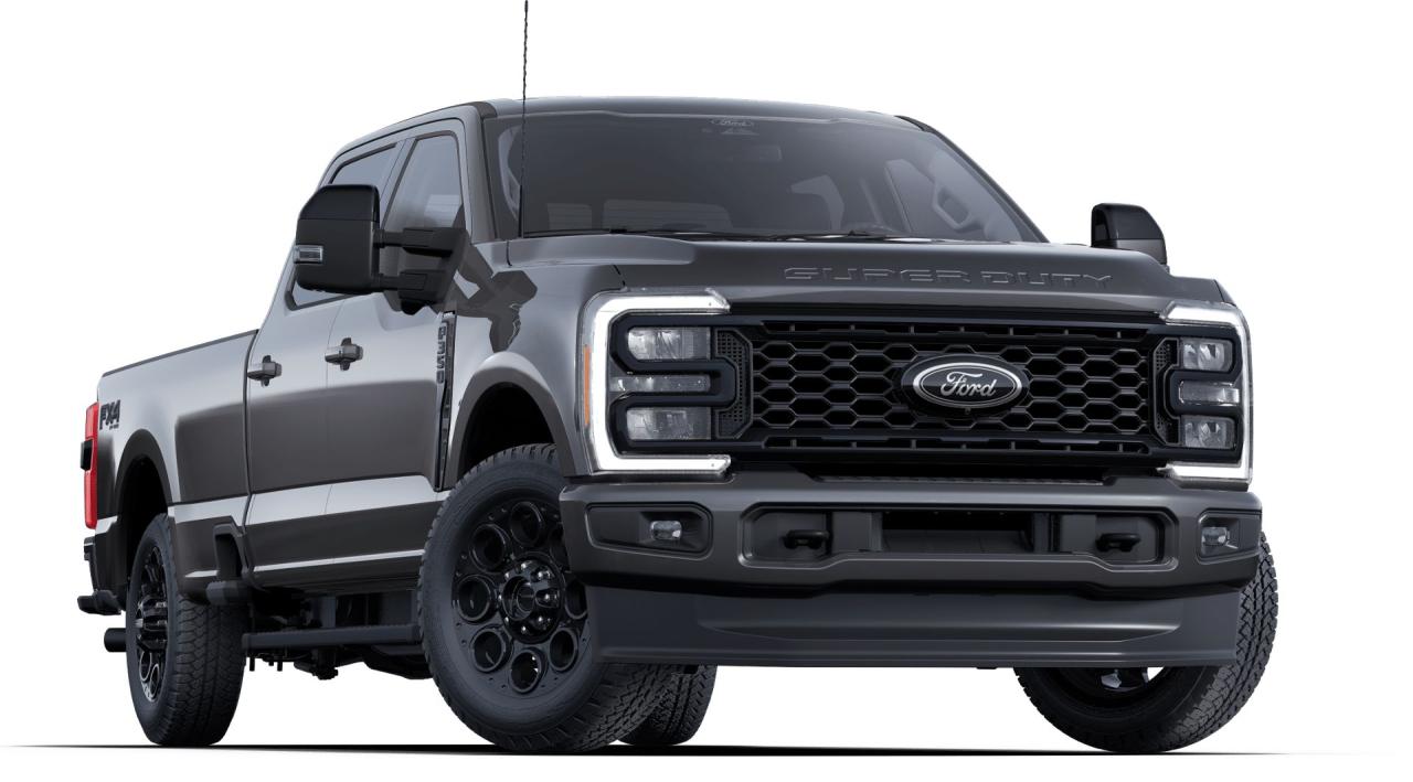 2025 Ford SUPERDUTY F-350® Lariat® Photo