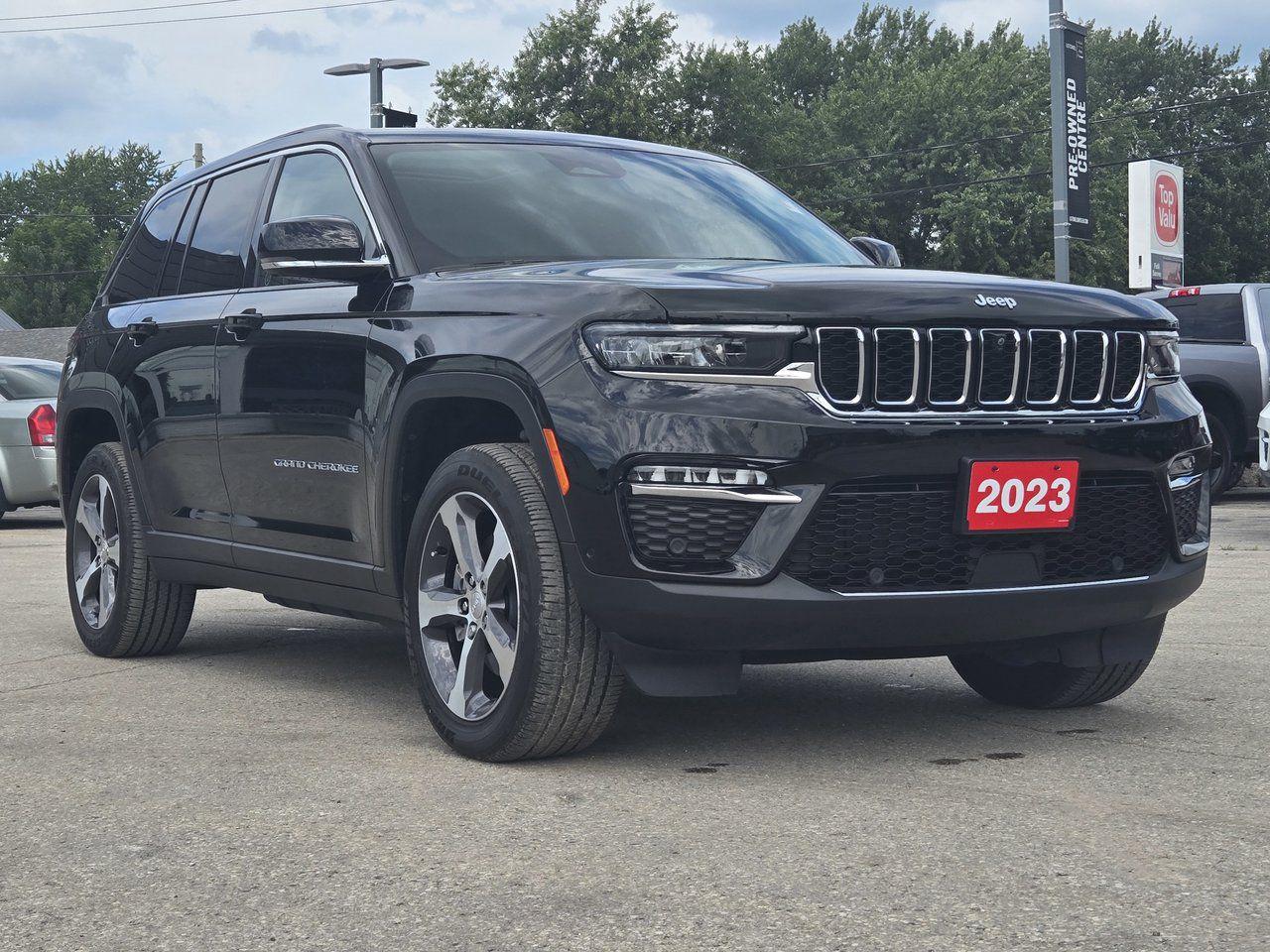 2023 Jeep Grand Cherokee 4XE BASE - Photo #3