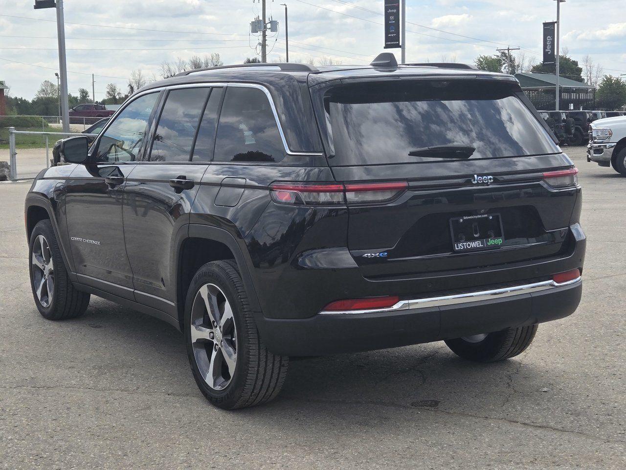 2023 Jeep Grand Cherokee 4XE BASE - Photo #7