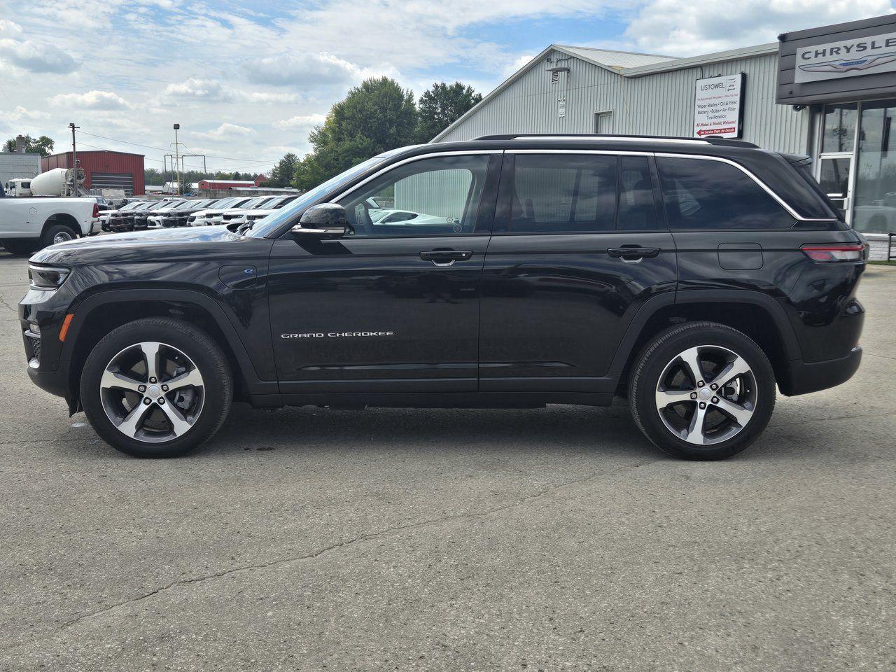 2023 Jeep Grand Cherokee 4XE BASE - Photo #8