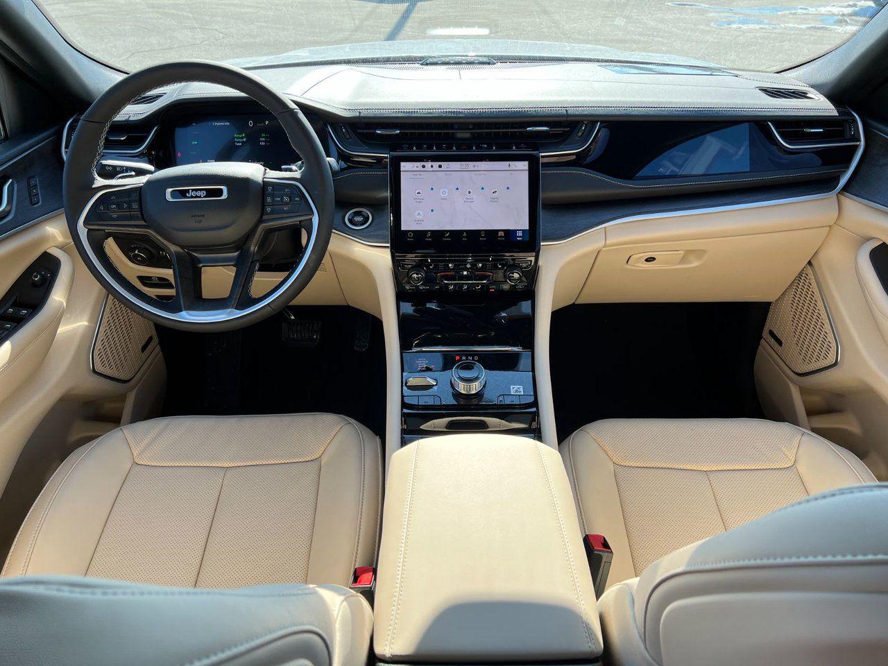 2022 Jeep Grand Cherokee 4XE BASE - Photo #10