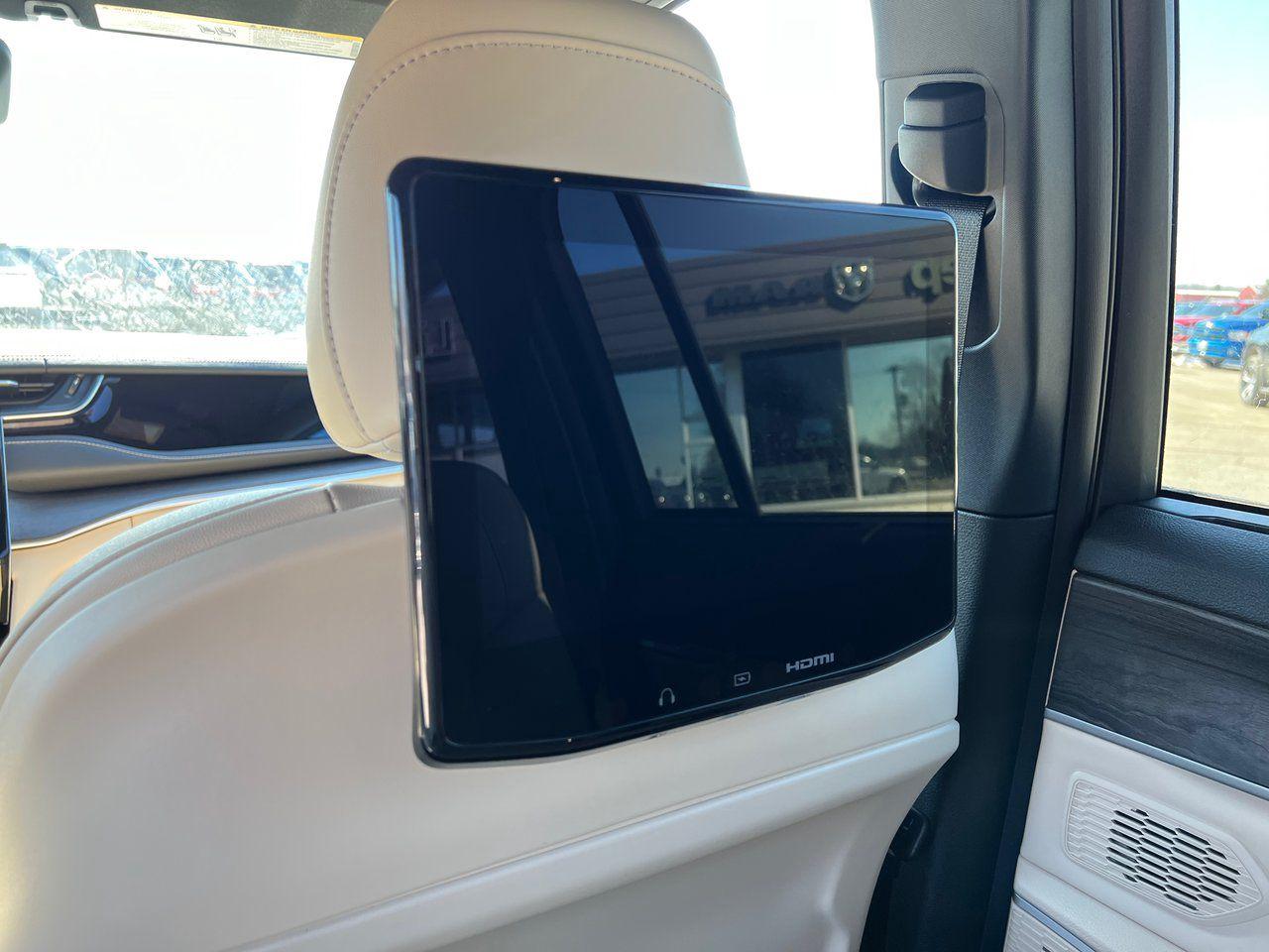 2022 Jeep Grand Cherokee 4XE BASE - Photo #14