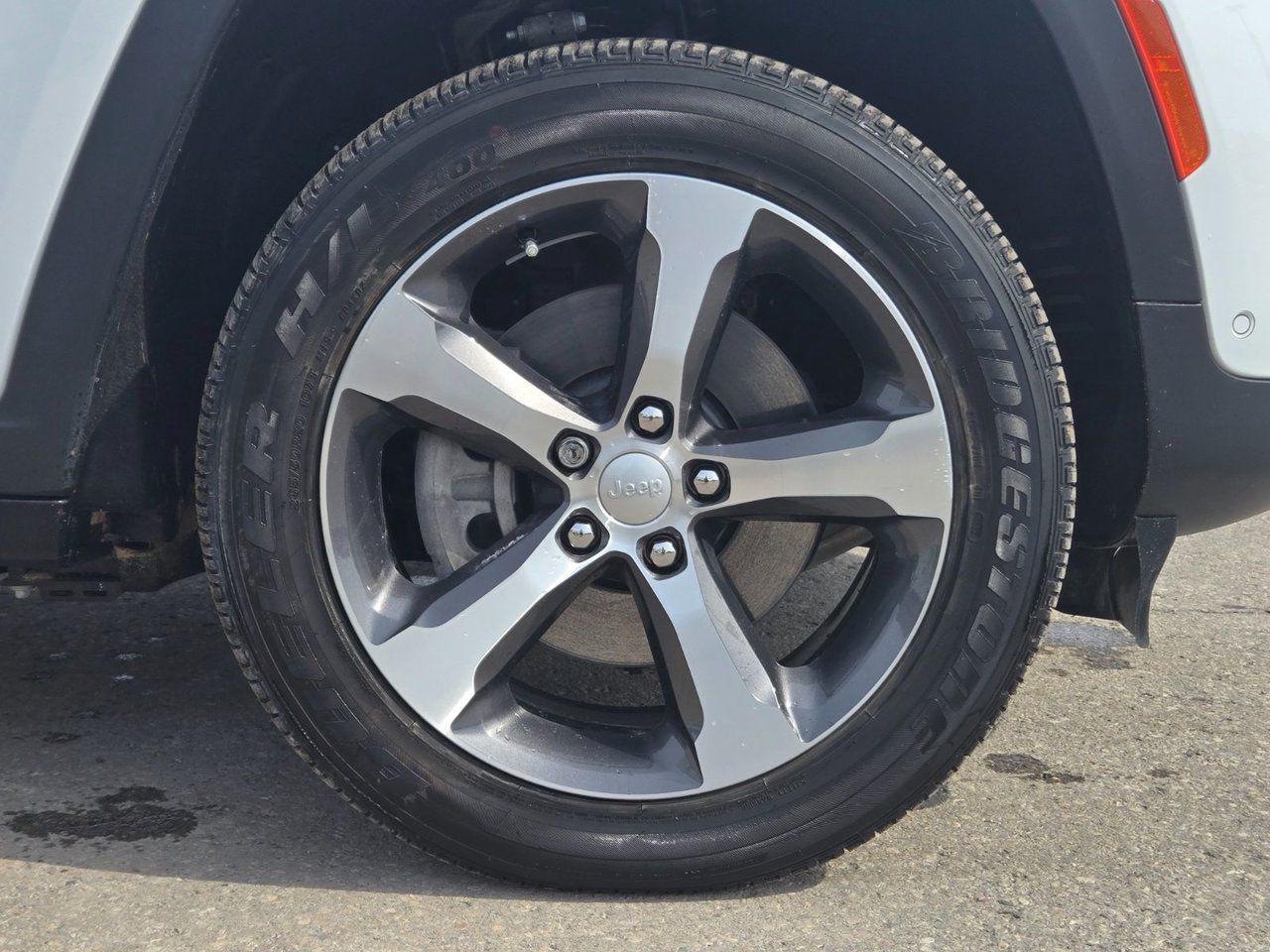 2023 Jeep Grand Cherokee 4XE BASE - Photo #9