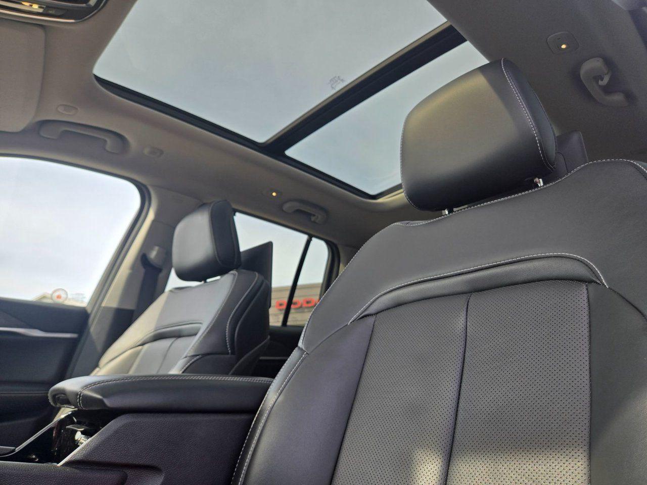 2023 Jeep Grand Cherokee 4XE BASE - Photo #22