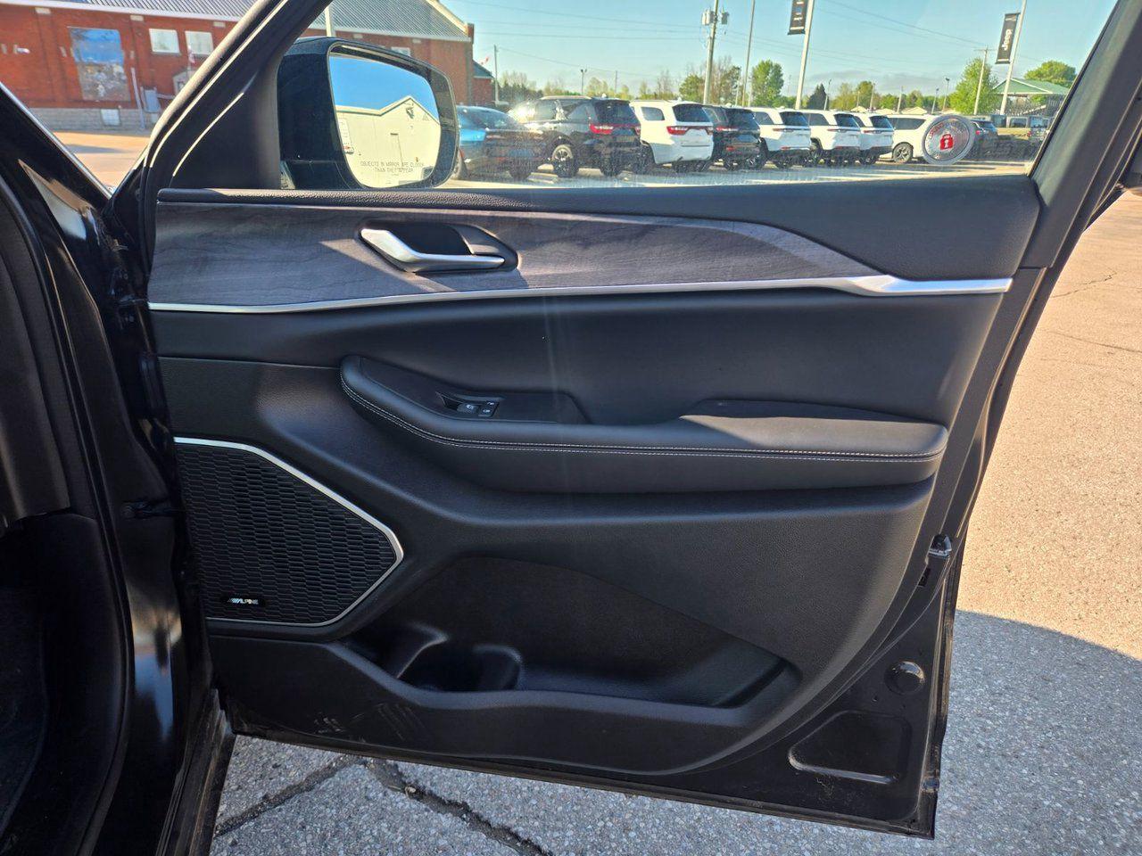 2024 Jeep Grand Cherokee Limited - Photo #31