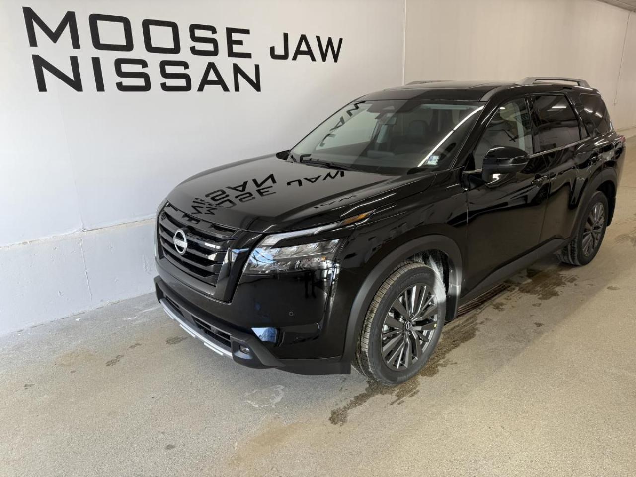 New 2025 Nissan Pathfinder SL 4WD for sale in Moose Jaw, SK