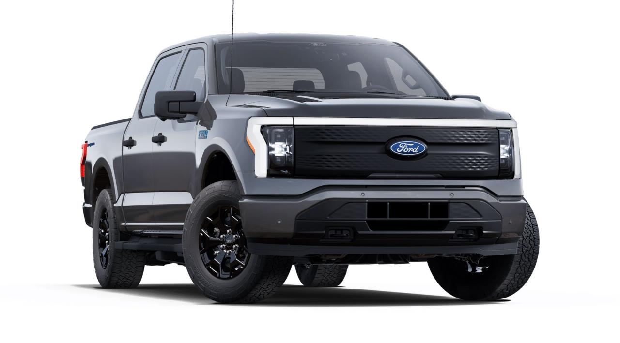 2025 Ford F-150 Lightning XLT 4WD SuperCrew 5.5' Box Photo1