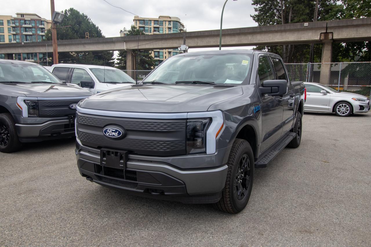 New 2025 Ford F-150 Lightning XLT 4WD SuperCrew 5.5' Box for sale in New Westminster, BC