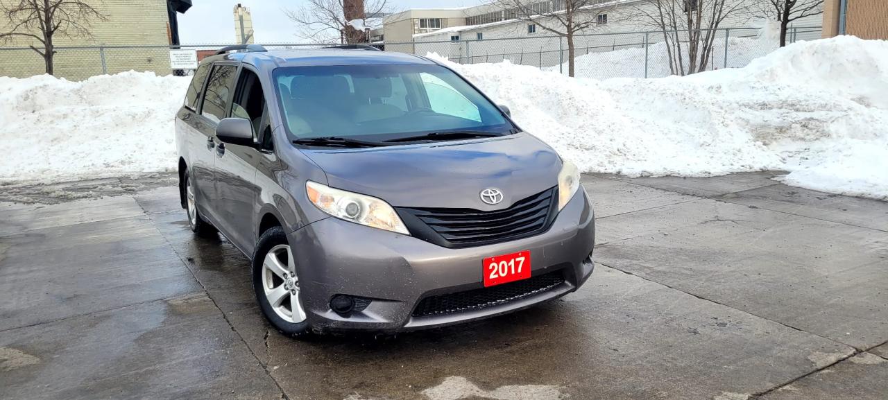 2017 Toyota Sienna LE, 7 Passenger, Camera, 3 Years warranty availabl