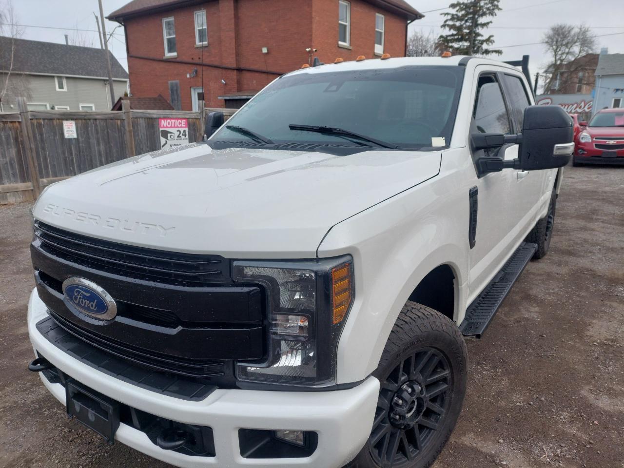 2019 Ford F-250 Super Duty Lariat - Photo #2