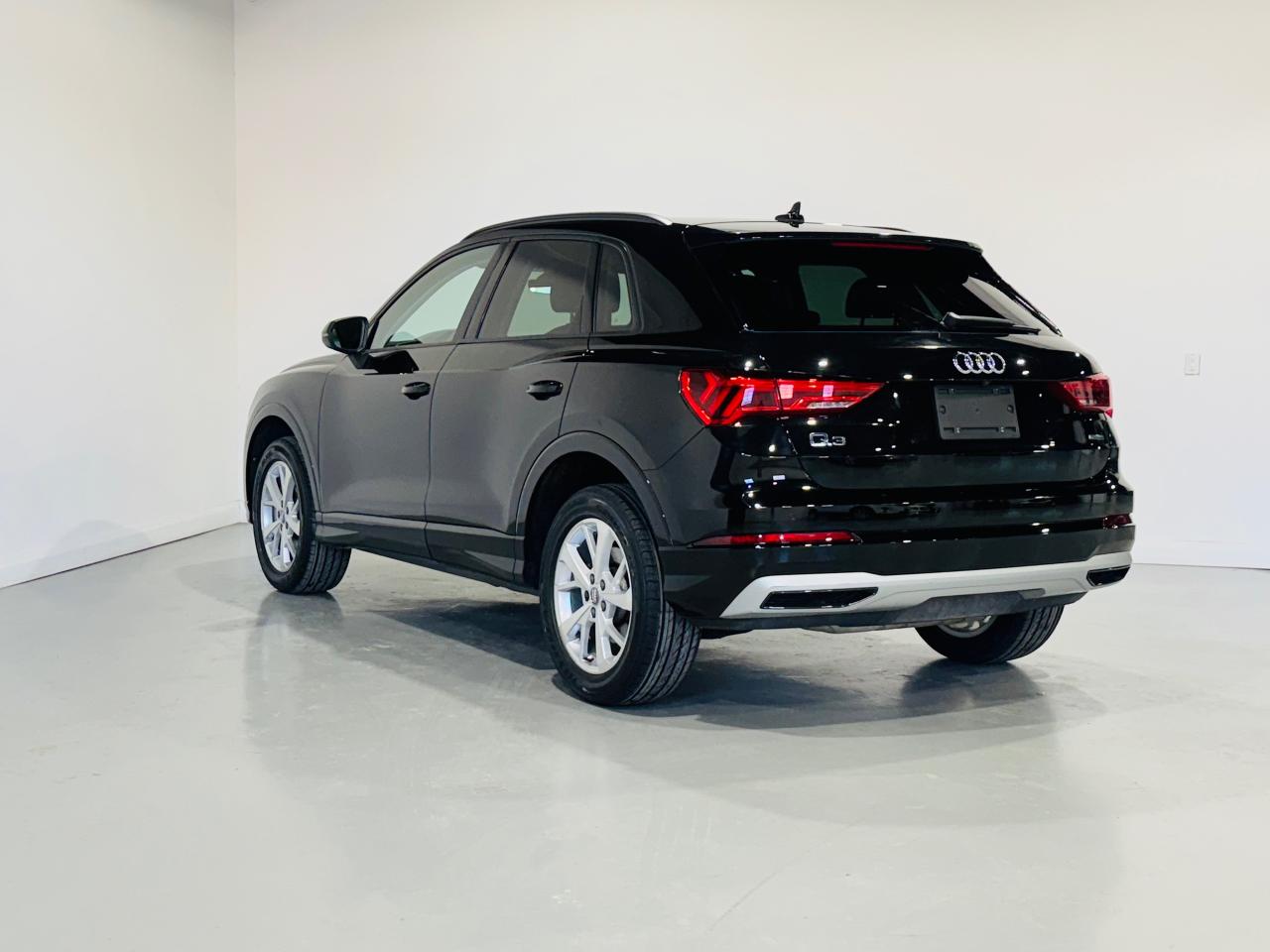 2021 Audi Q3 Premium quattro - Photo #7