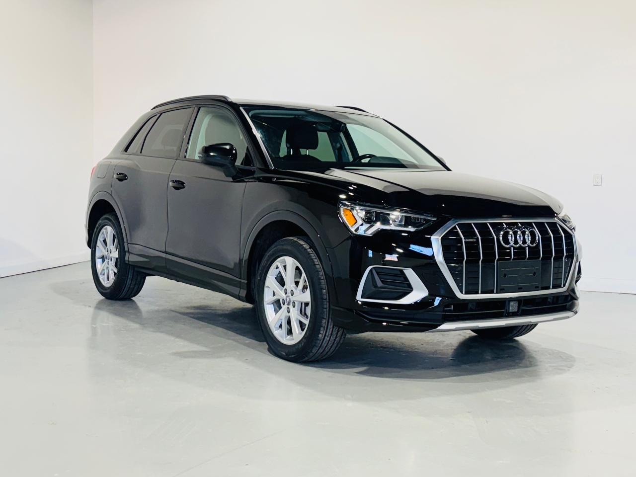 2021 Audi Q3 Premium quattro - Photo #3