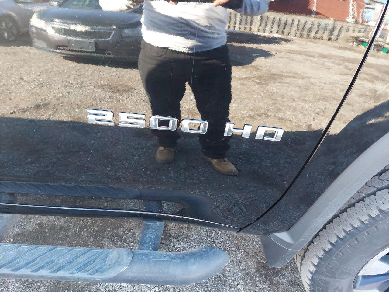 2020 Chevrolet 2500HD LT - Photo #25