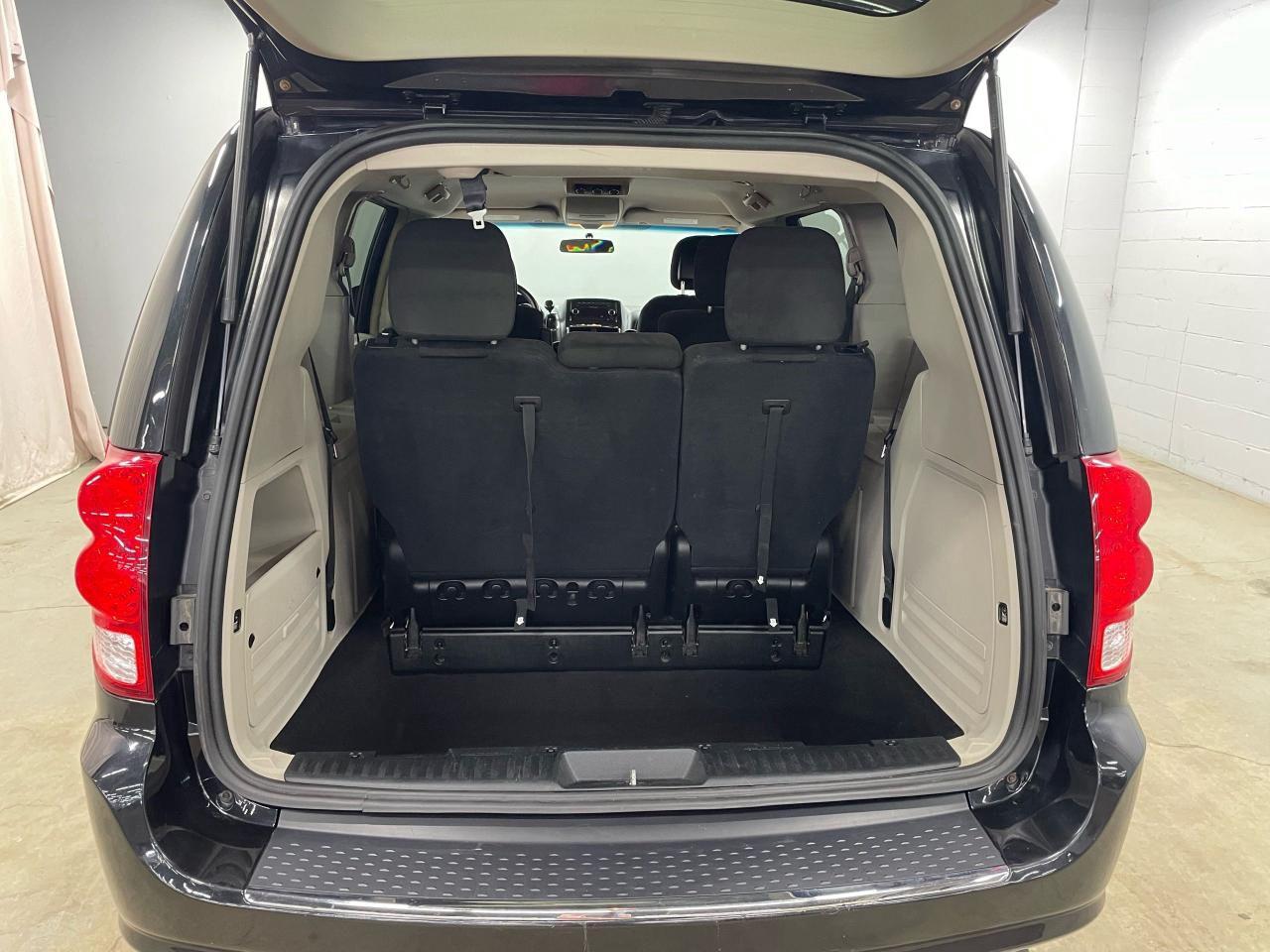 2016 Dodge Grand Caravan Crew