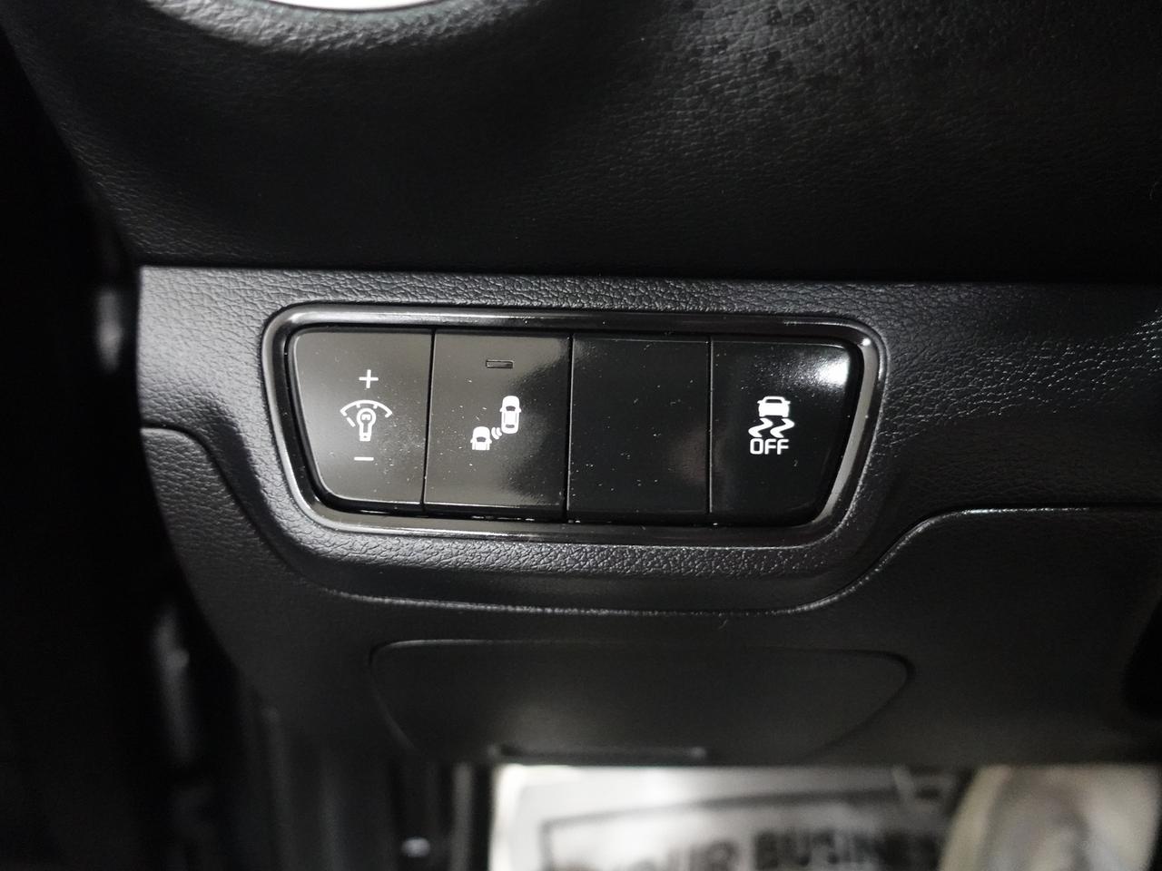 2023 Kia Forte GT-Line | Nav | Leather | Sunroof | BSM | CarPlay Photo