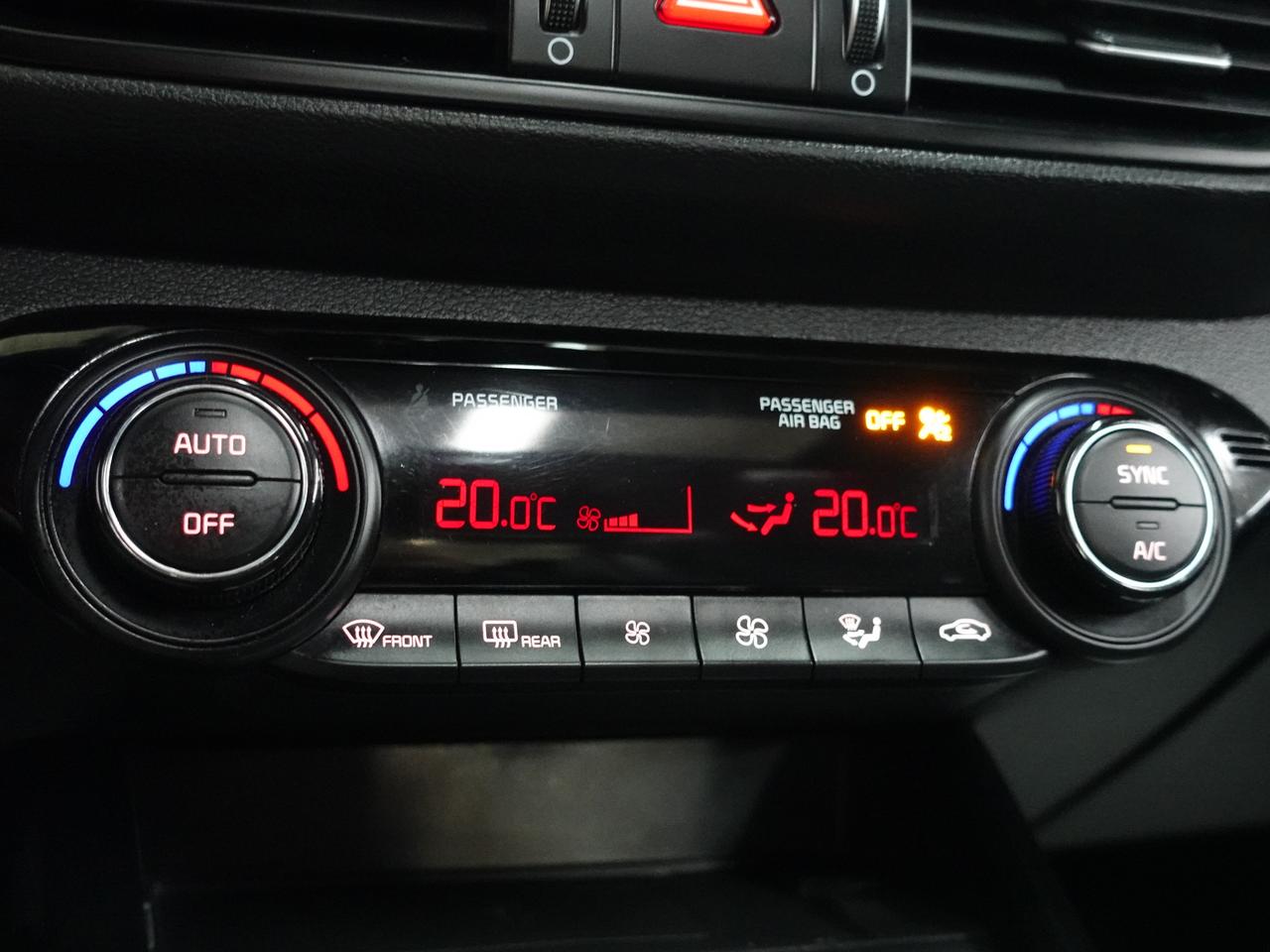 2023 Kia Forte GT-Line | Nav | Leather | Sunroof | BSM | CarPlay Photo