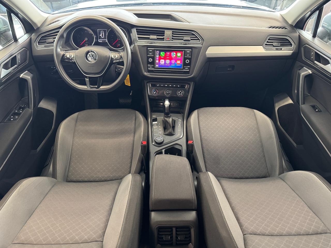 2019 Volkswagen Tiguan Trendline 4Motion 7 Passenger+ApplePlay+Camera Photo2