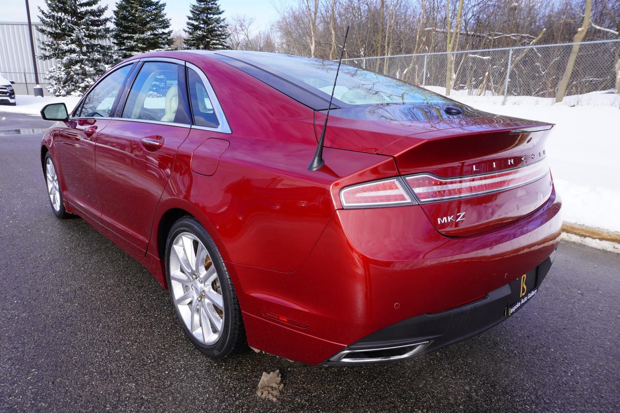 2014 Lincoln MKZ 1 OWNER / NO ACCIDENTS / STUNNING COMBO / LOW KM'S Photo2