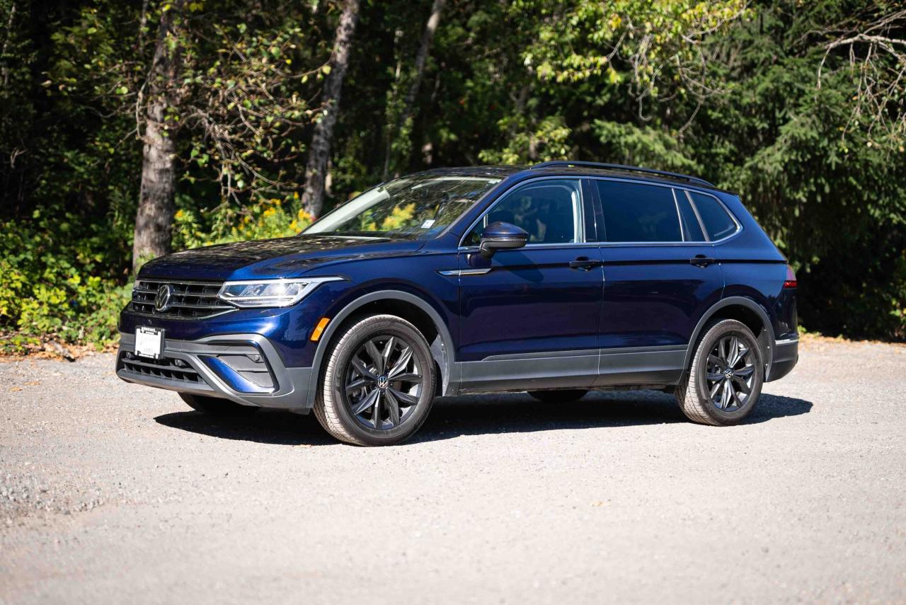 Used 2024 Volkswagen Tiguan Comfortline *APPLE CAR PLAY*BACKUP CAMERA*HEATED SEATS/STEERING* for sale in Surrey, BC